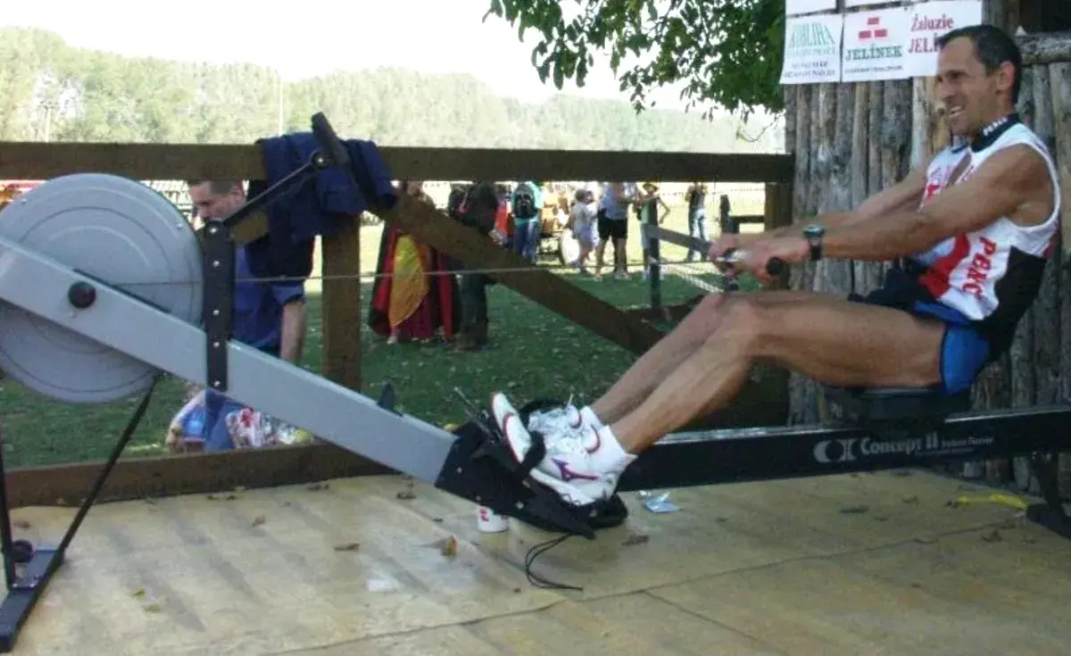 Veslařský trenažér, skvělý doplněk či náhrada běžeckého tréninku