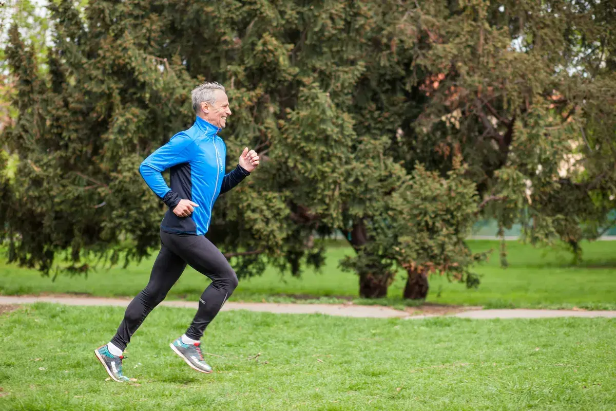 Když chceš zrychlit, zpomal!