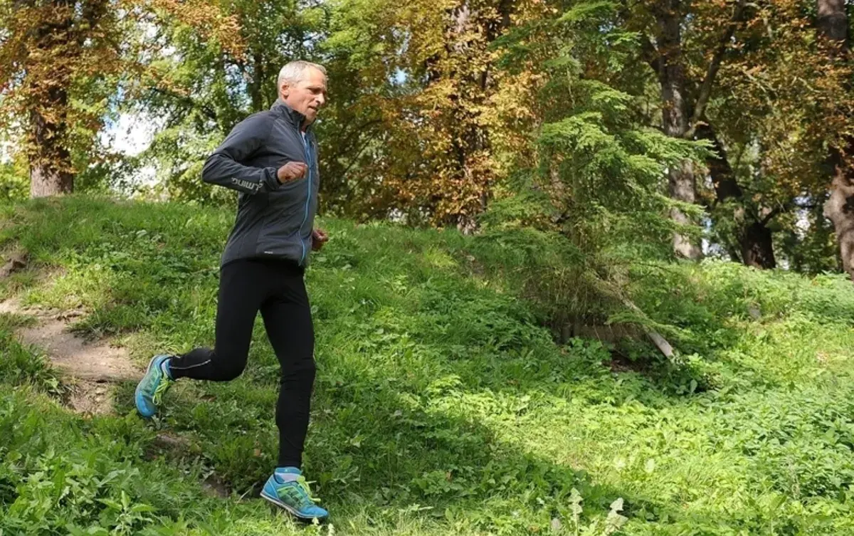 Všechno co umím a znám o běhání, jsem se naučil od běhu