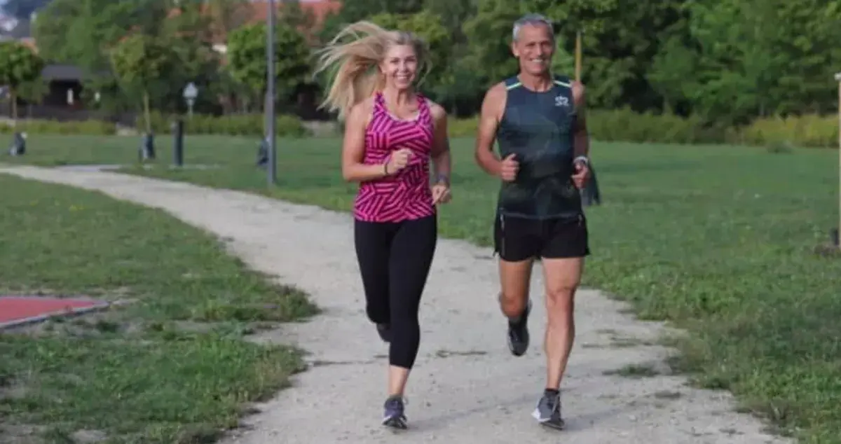 Slunce a teplo budiž pochváleno, ale jak v tom má jeden běhat, na co si má dát pozor?