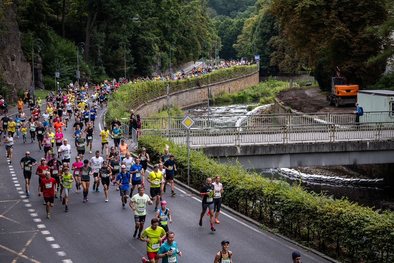 Běh a relax v jediném dni si užijete při ČEZ RunTour Karlovy Vary