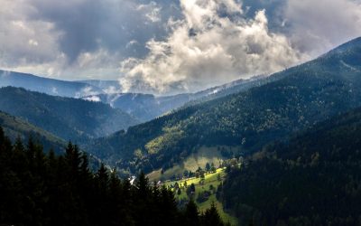 Poznej svého ducha (nebo démona), vyzývá Rubenczal, pohanský duch Krkonoš a ultimátní běžecký závod